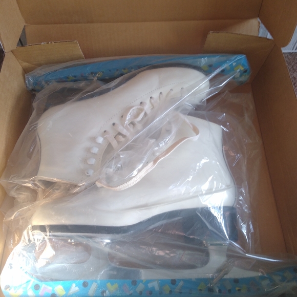 Jackson Novice II 710 Women's Size 6 White Lace Up Figure Skating Skates - Picture 3 of 9